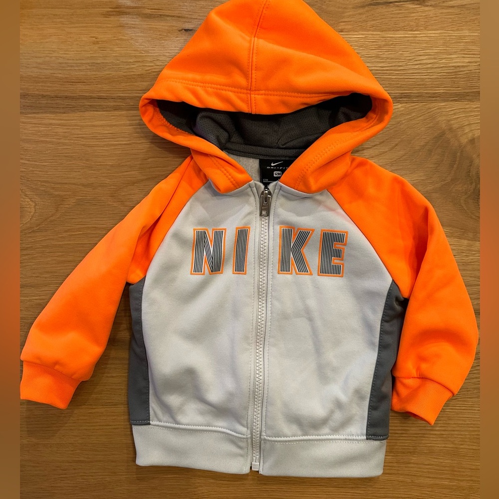 Nike Jacket - Picture 2 of 3